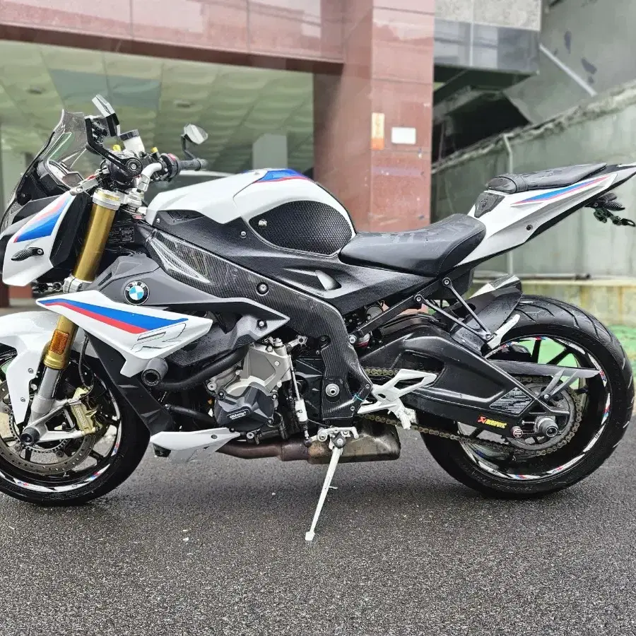 오늘 850만 18년식 s1000r  블박 구변 소모품80프로 무사고