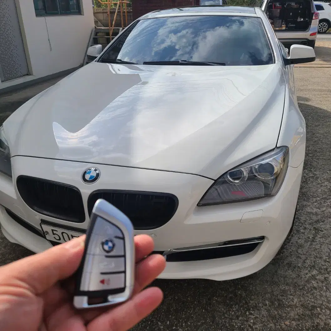 BMW 구형 버튼 자동차키를 최신형 칼키 스마트한 업그레이드 개조 제작