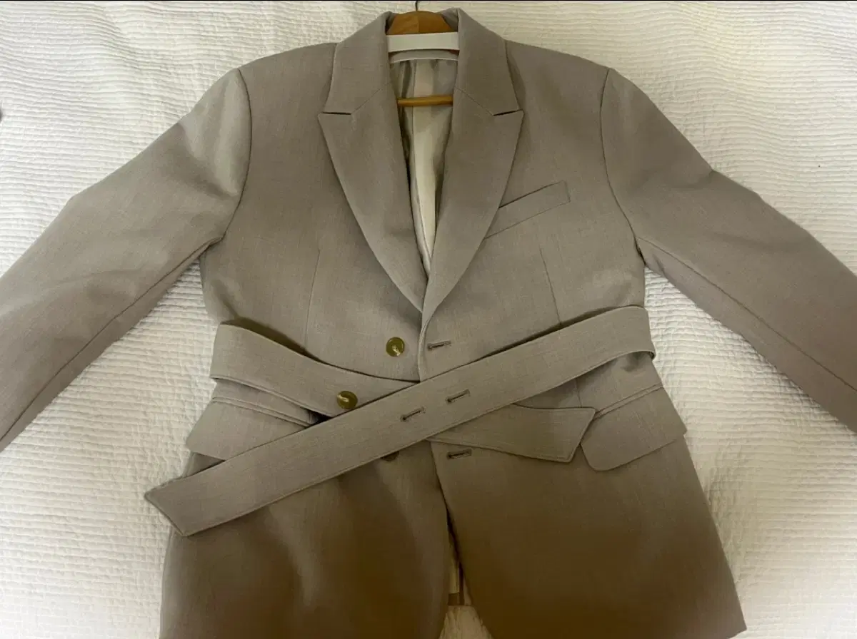 D.M.W. Overfit blazer, beige