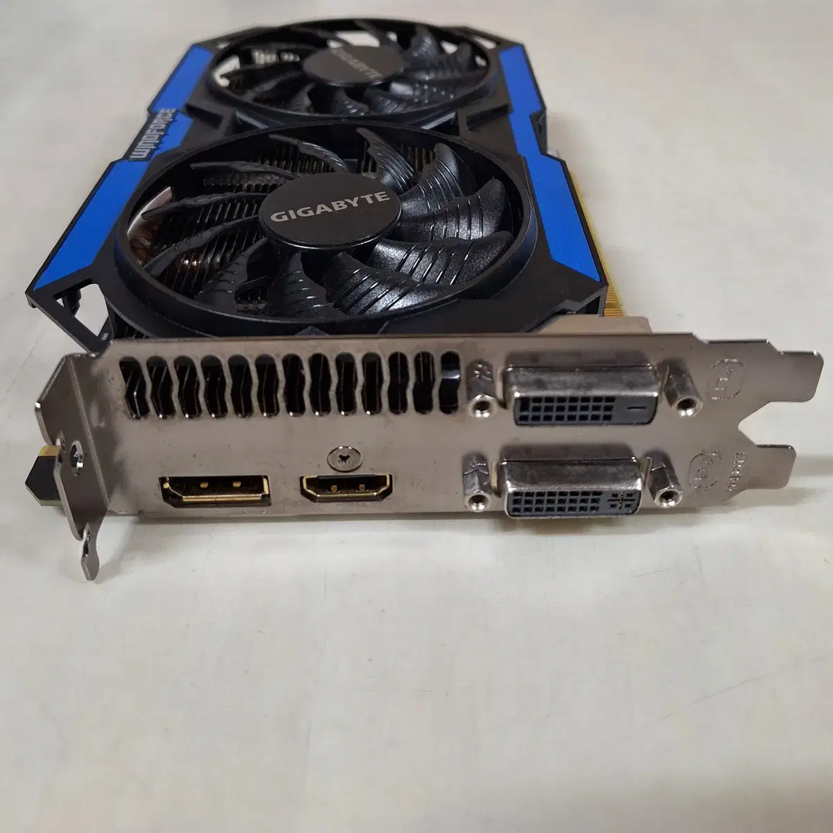 컴퓨터 그래픽카드 기가바이트 GTX960 4기가(2팬)