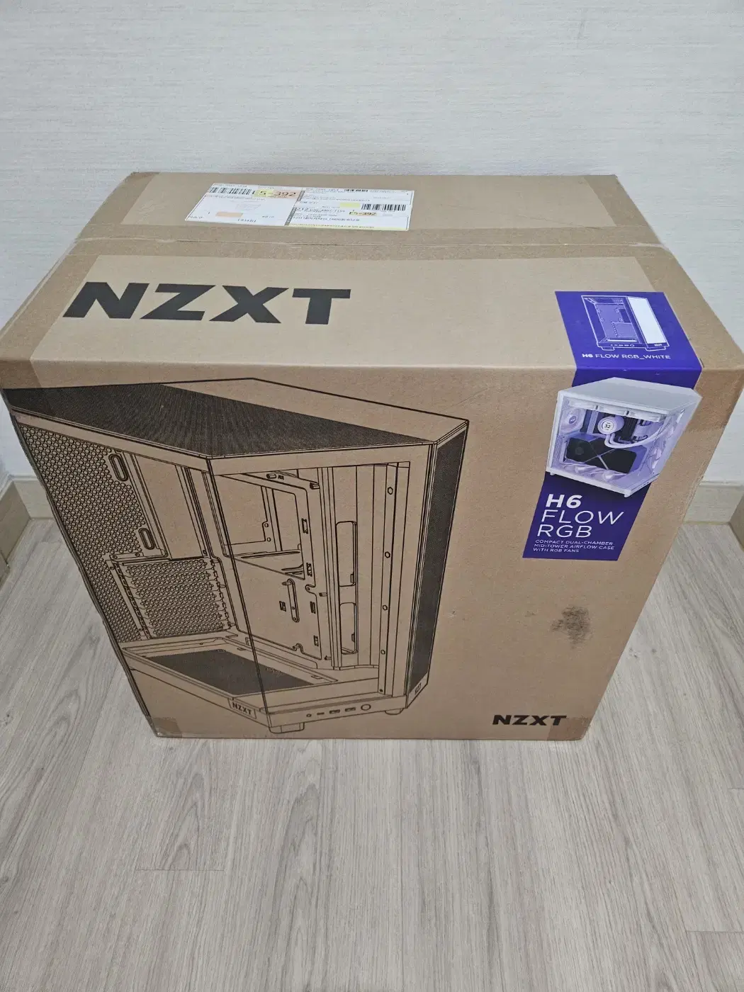 (미개봉) NZXT H6 Flow RGB 케이스 신품 팝니다!~