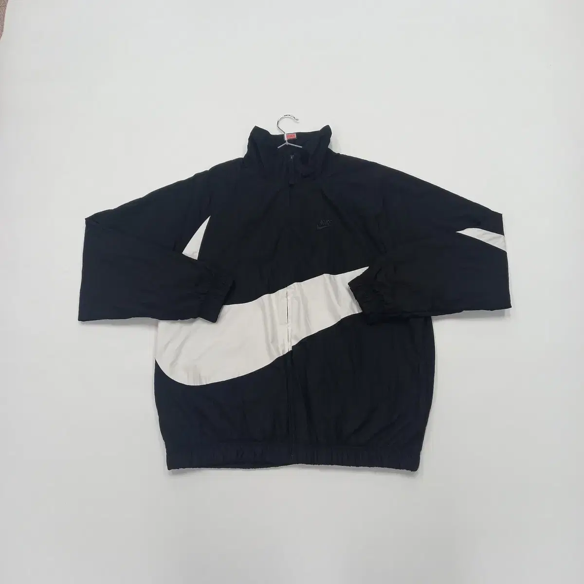 Nike Big Swoosh Windbreaker Zip Up Jumper 100 (1061)