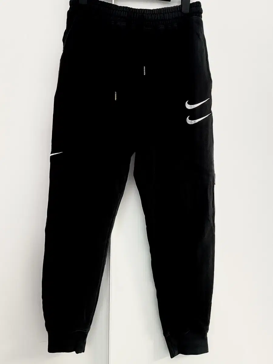 Nike Doubleswoosh Jogger Pants sells