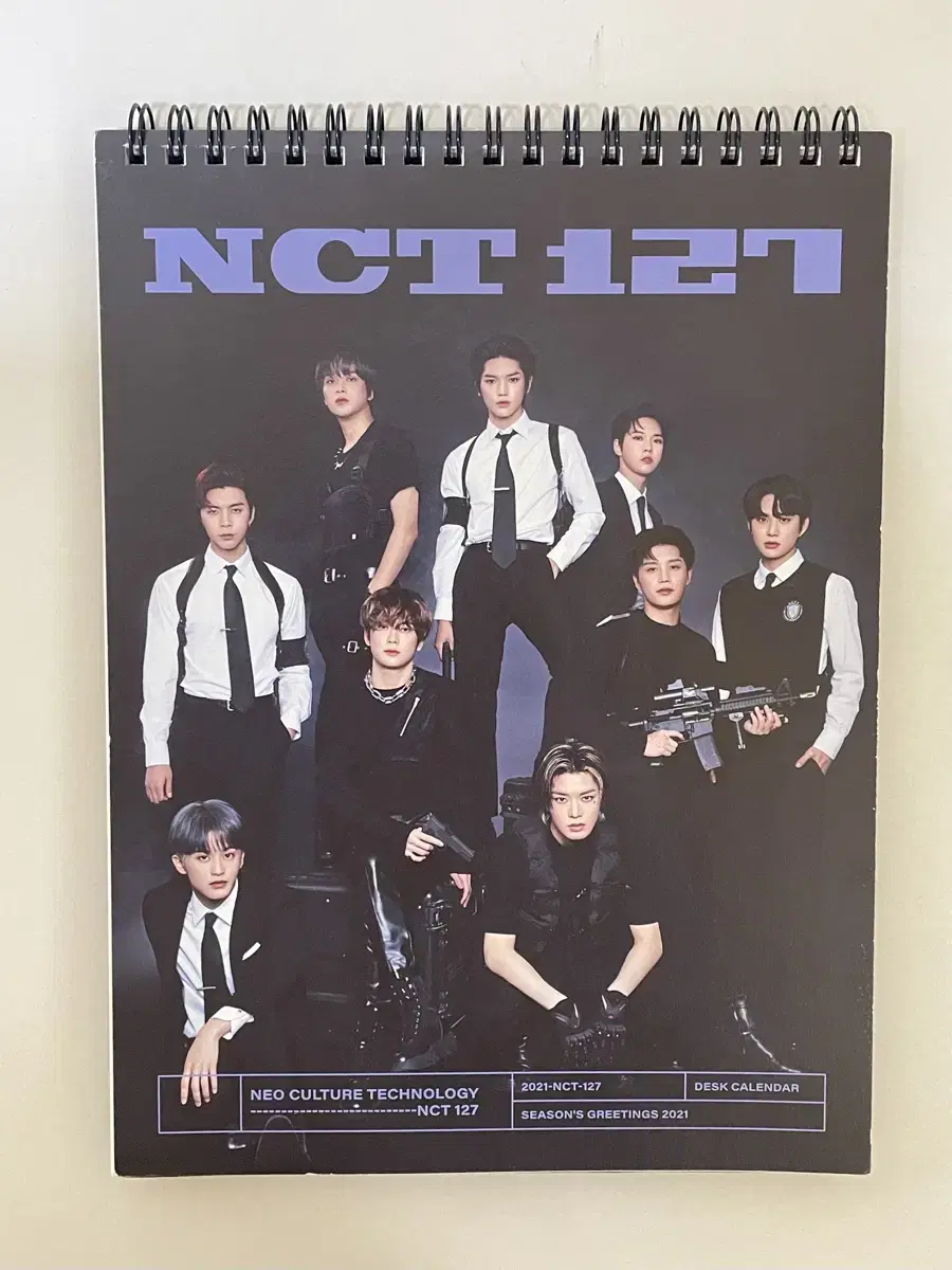 NCT 127 2021 season's greetings Desk Calendar