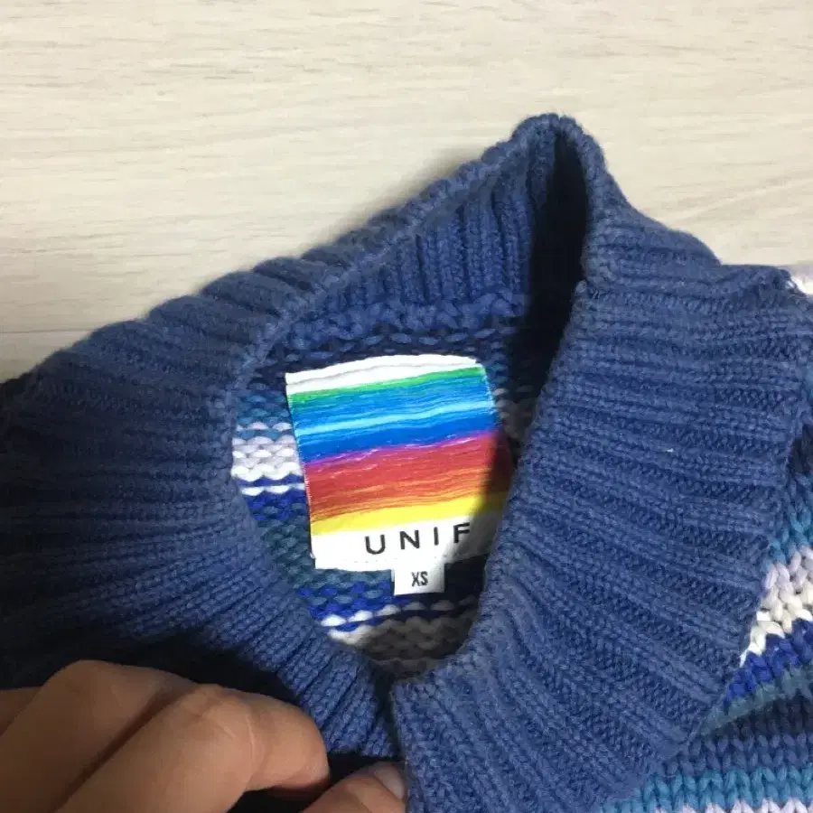 UNIF 니트 스웨터