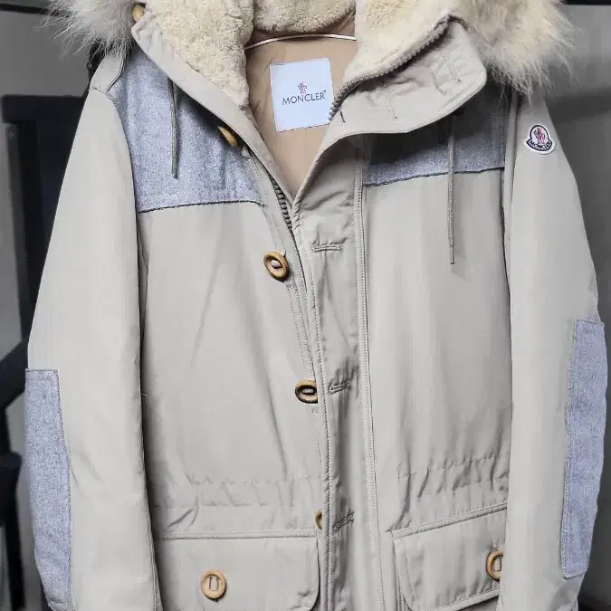 MONCLER