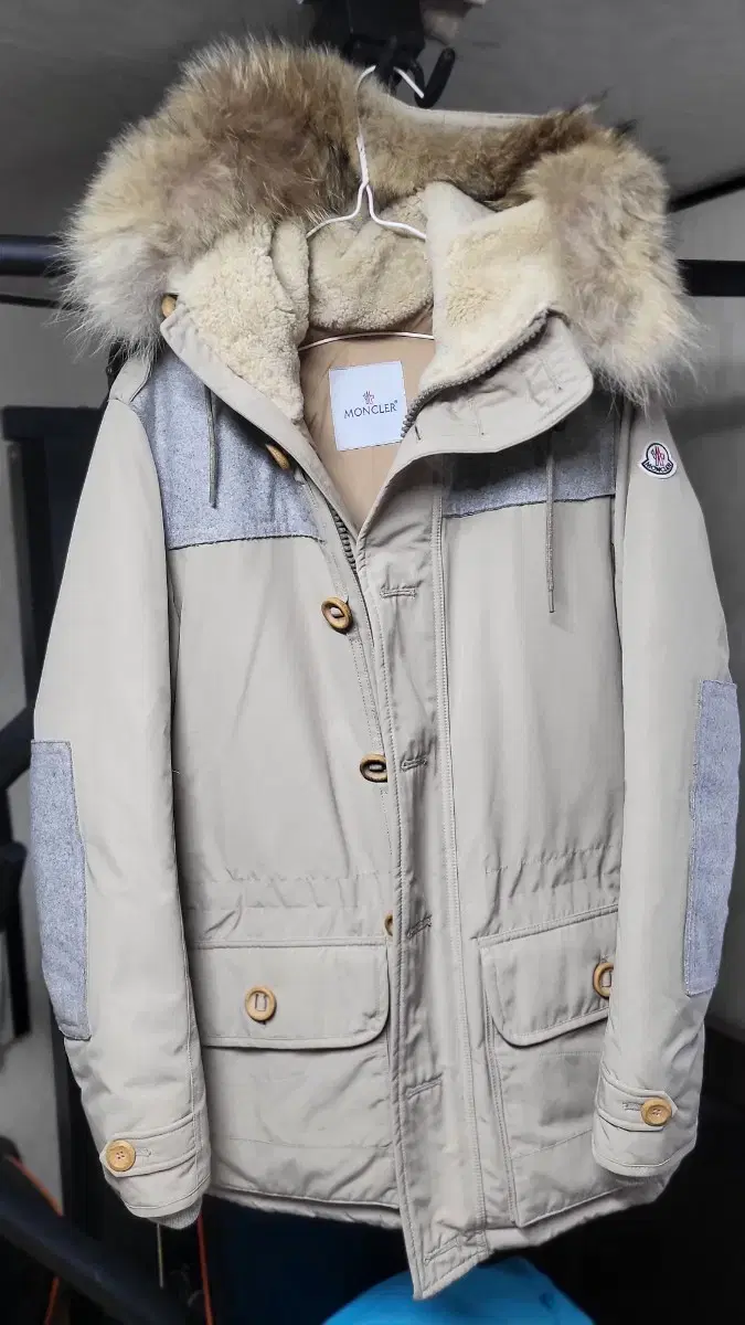 MONCLER