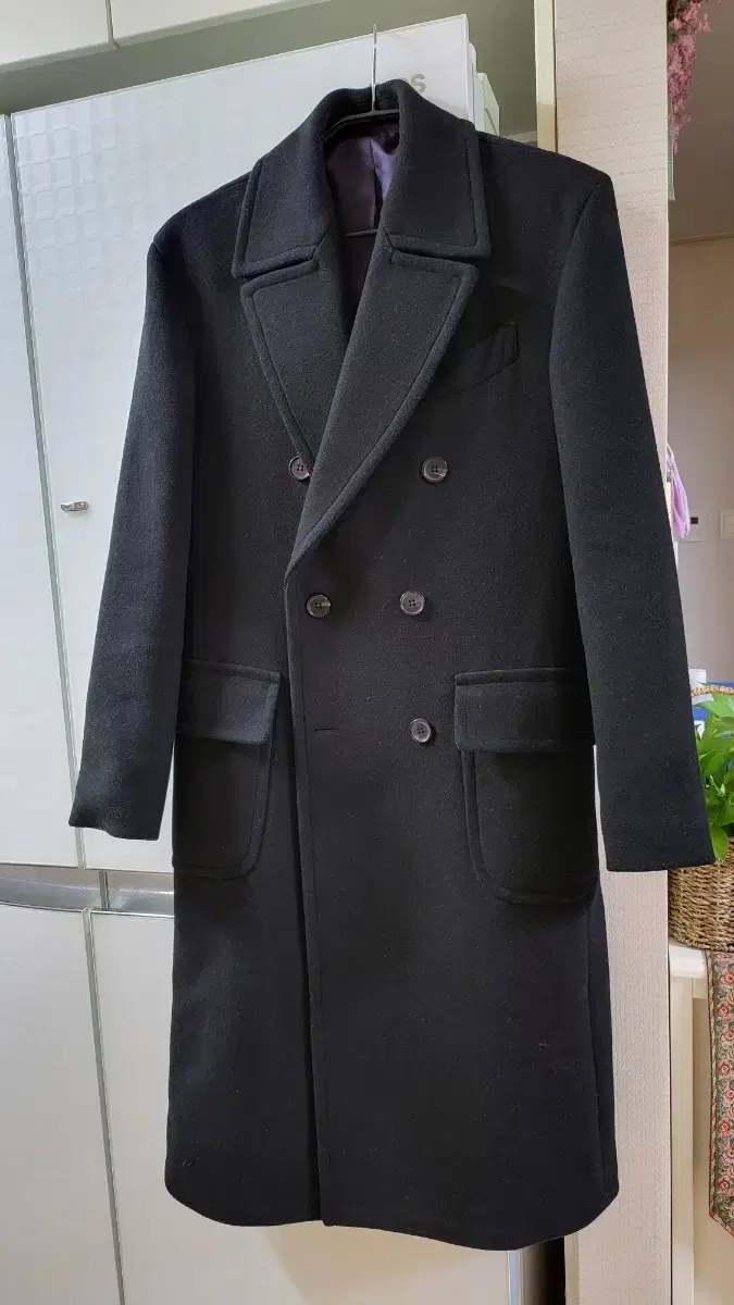 L Men's Black Double Coat