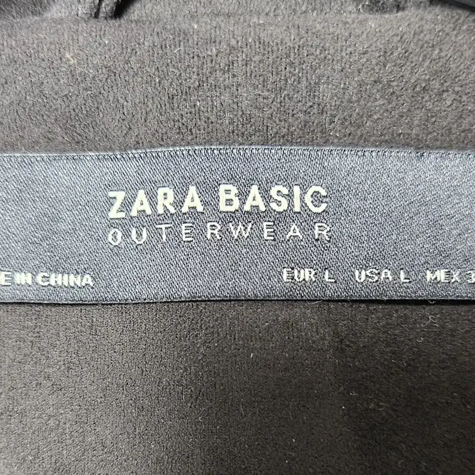 ZARA  블랙자켓 L