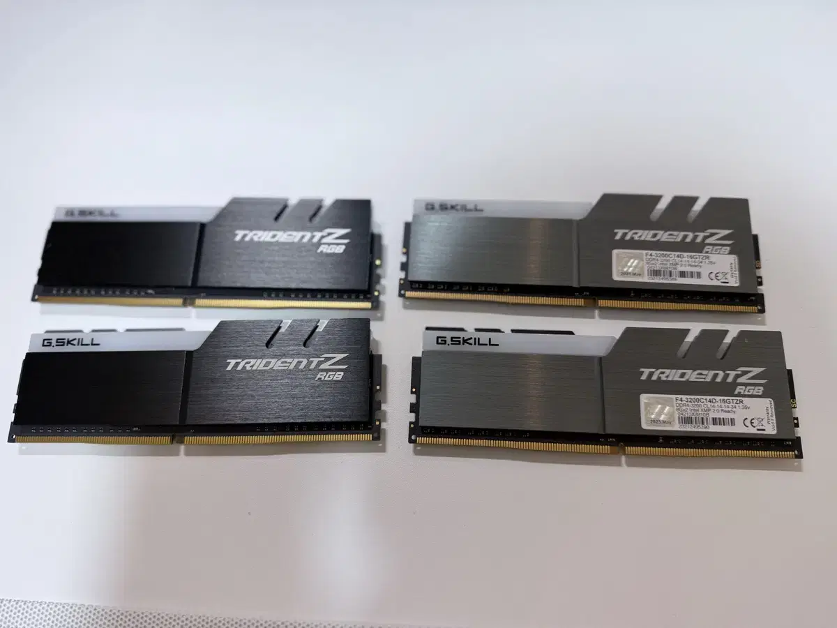 (직거래-2)지스킬 g.skill ddr4 3200 cl14 x4 32g