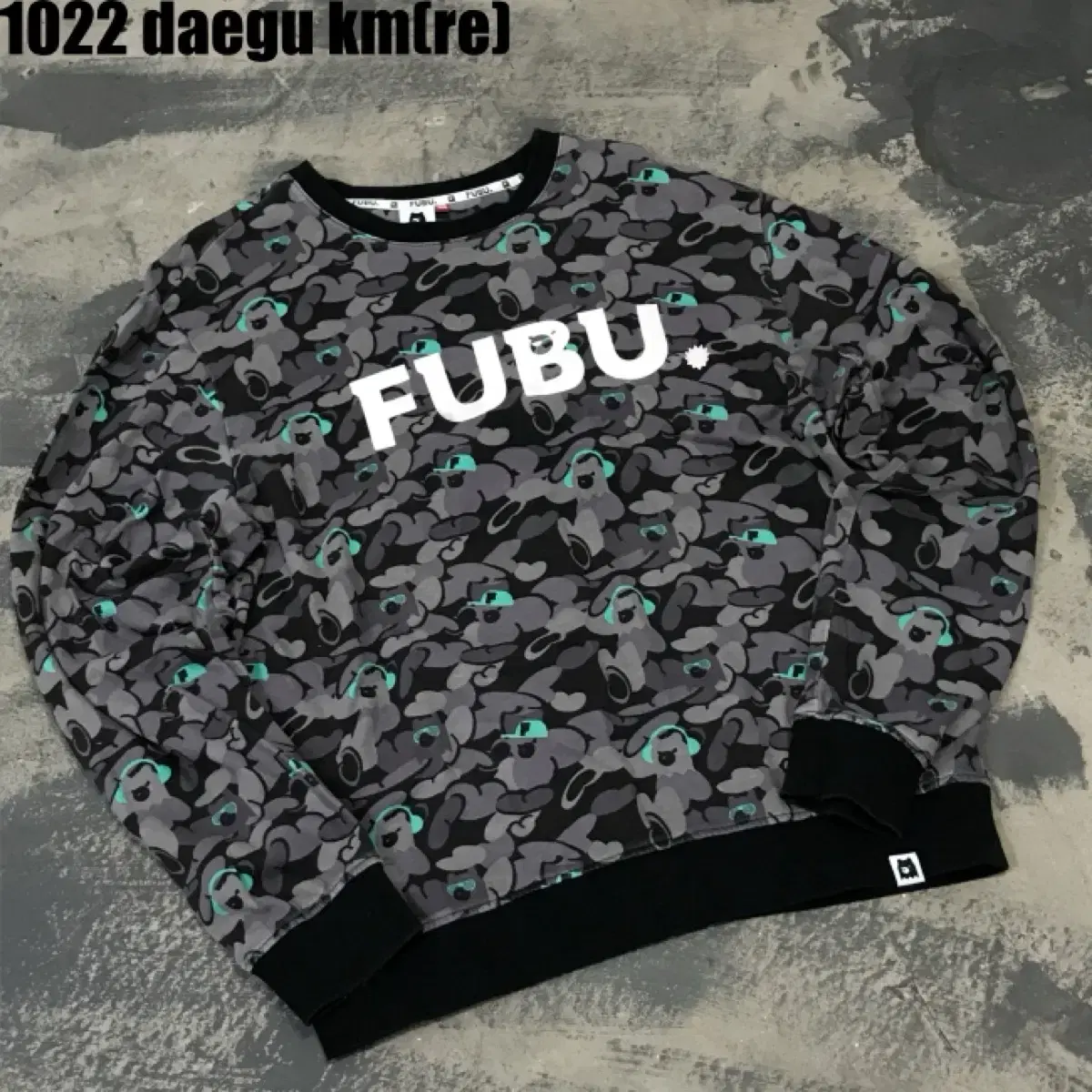 Fubu (posterior) man-to-man