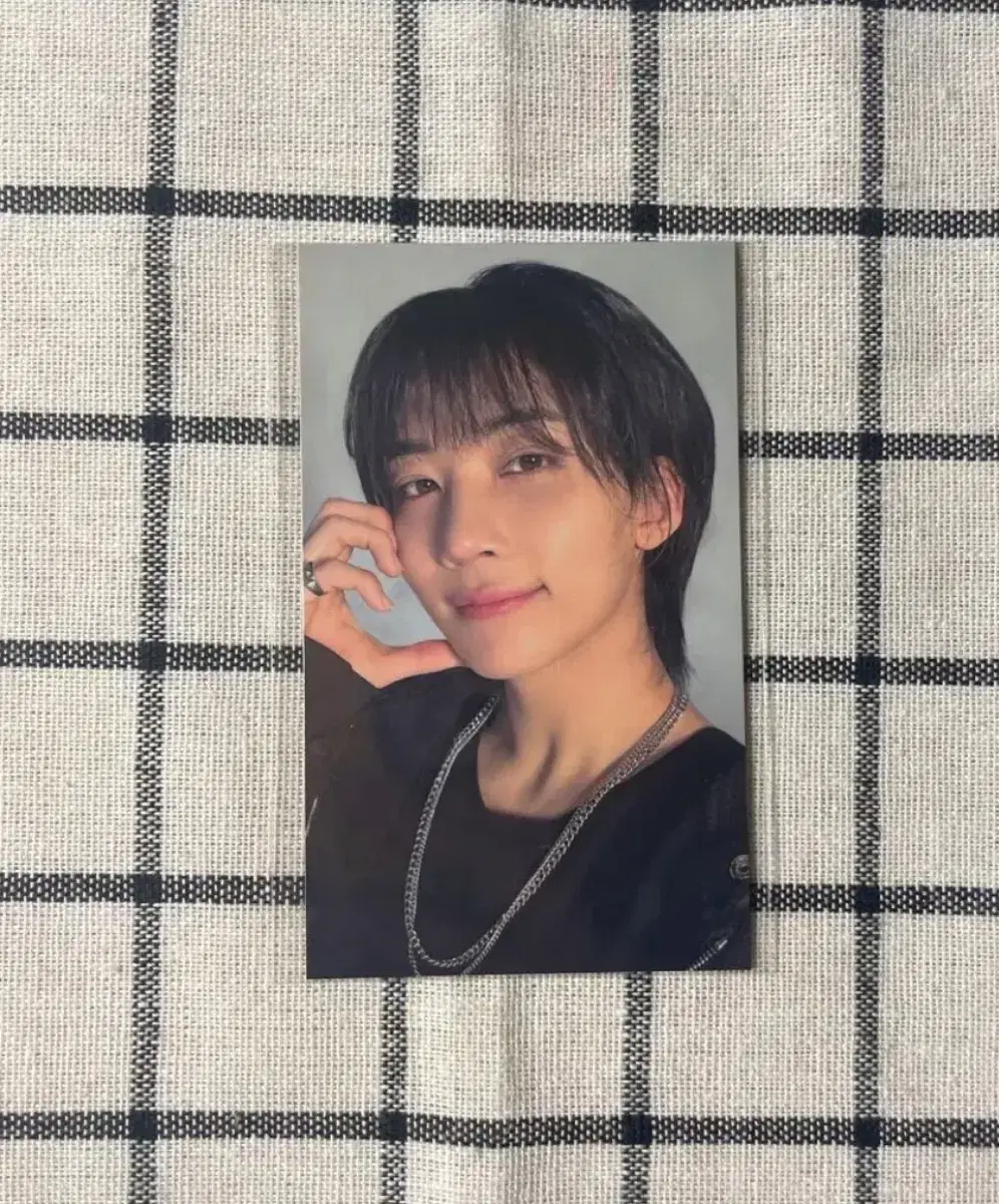 Jeonghan Universal Japan photocard ld seventeen pre-order benefit Vol. 12