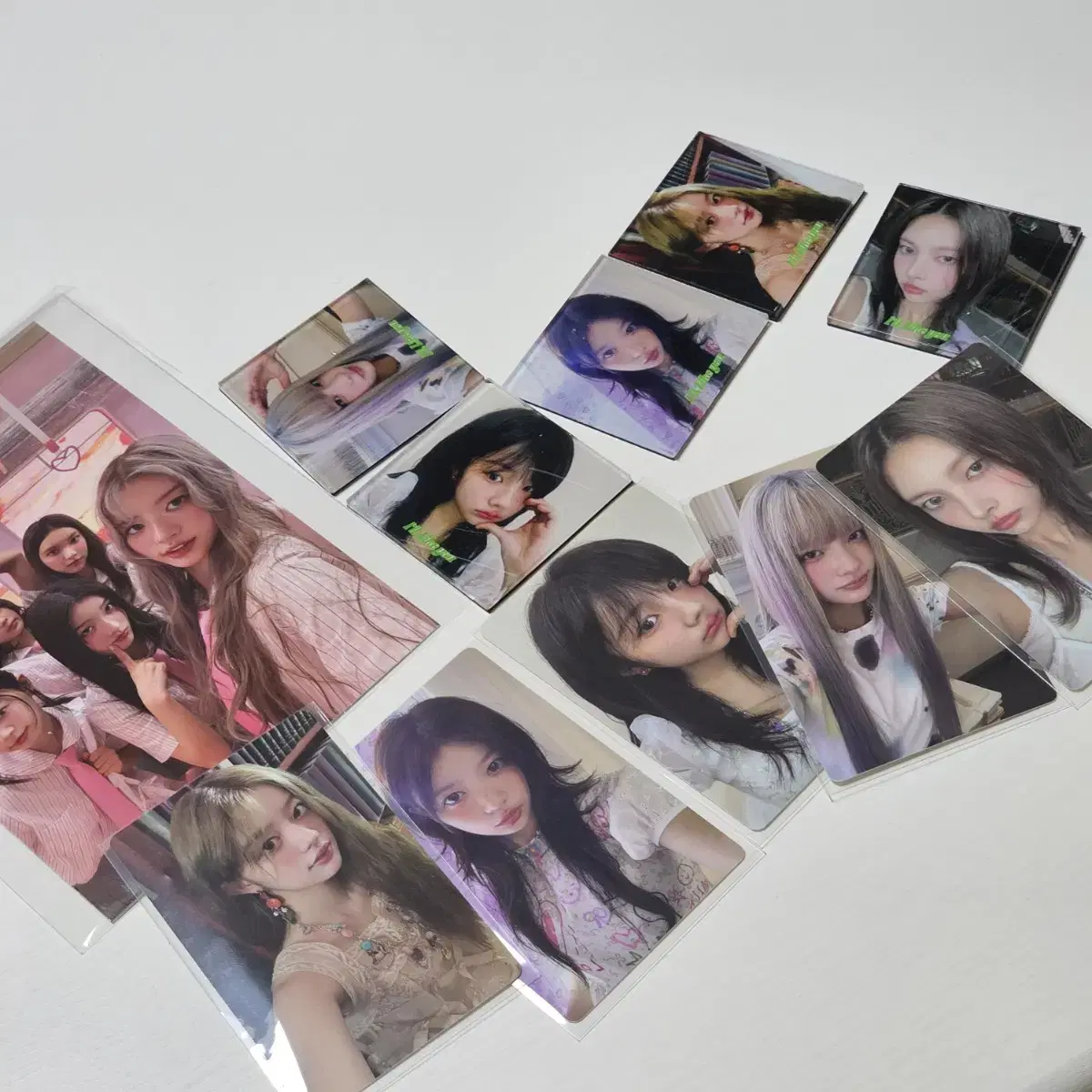 Eyelets weverse pre-order benefit bulk Photocards postcard Cherish