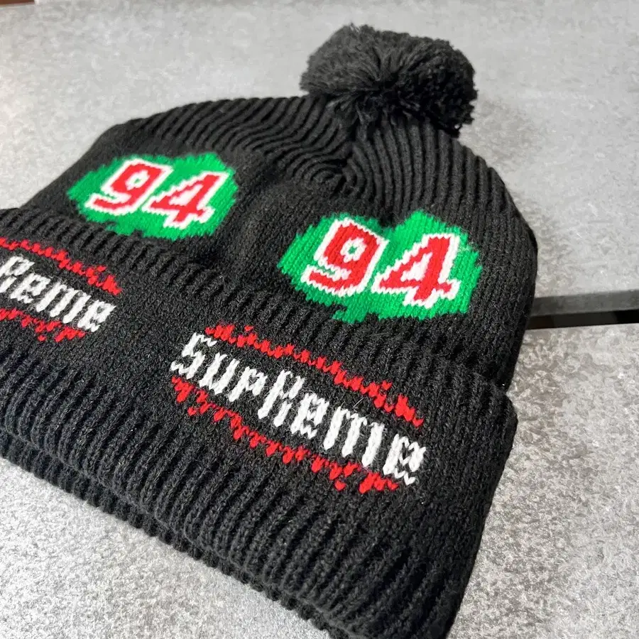 SUPREME - Leaf BEANIE 17FW 슈프림 리프 비니