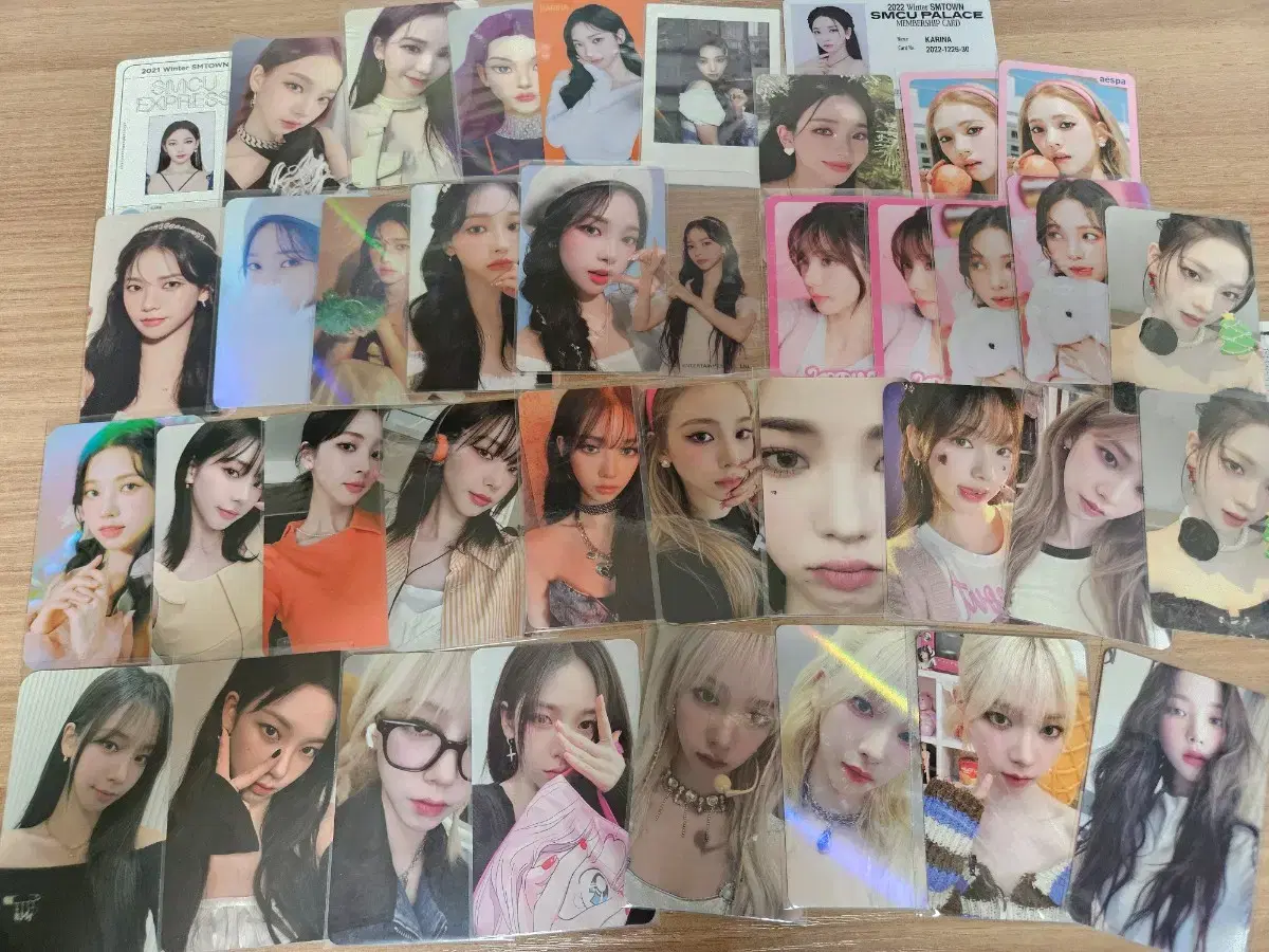 에스파 포카 앨범 일괄 판매 (4월달까지 30만원!!!!)