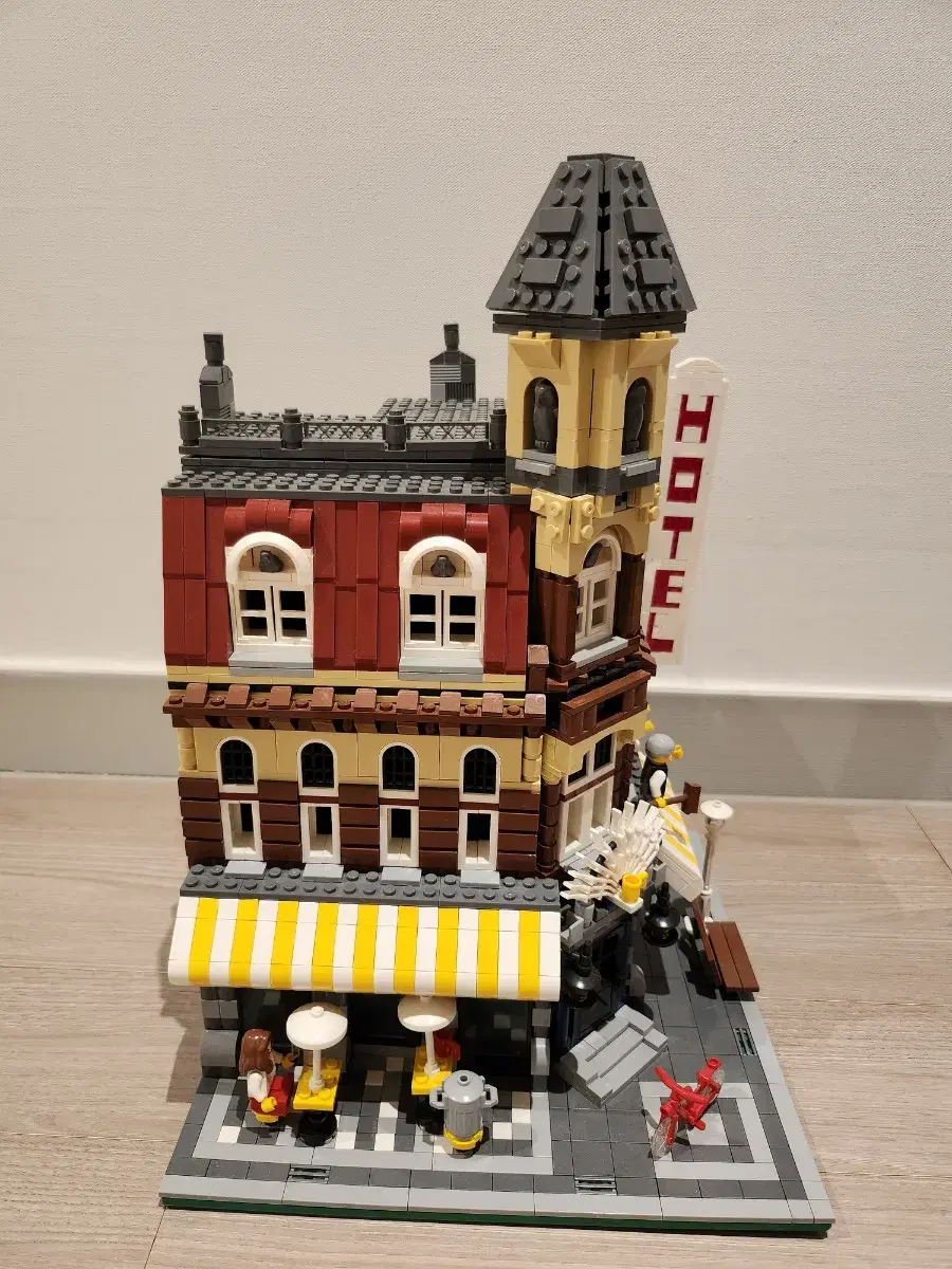 Repin 15002 Cafecorner Modular Compatible LEGO