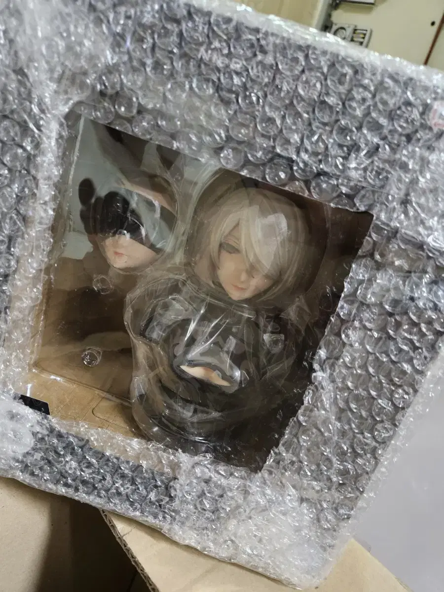 Near:Automata 2B Bust Bust Figure