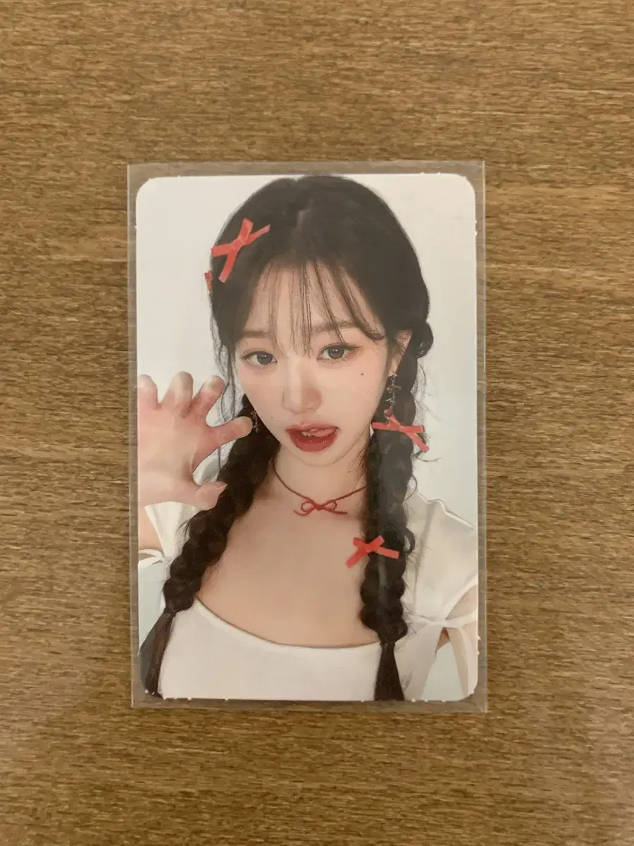 Ive amused wonyoung photocard (Quick sale!)