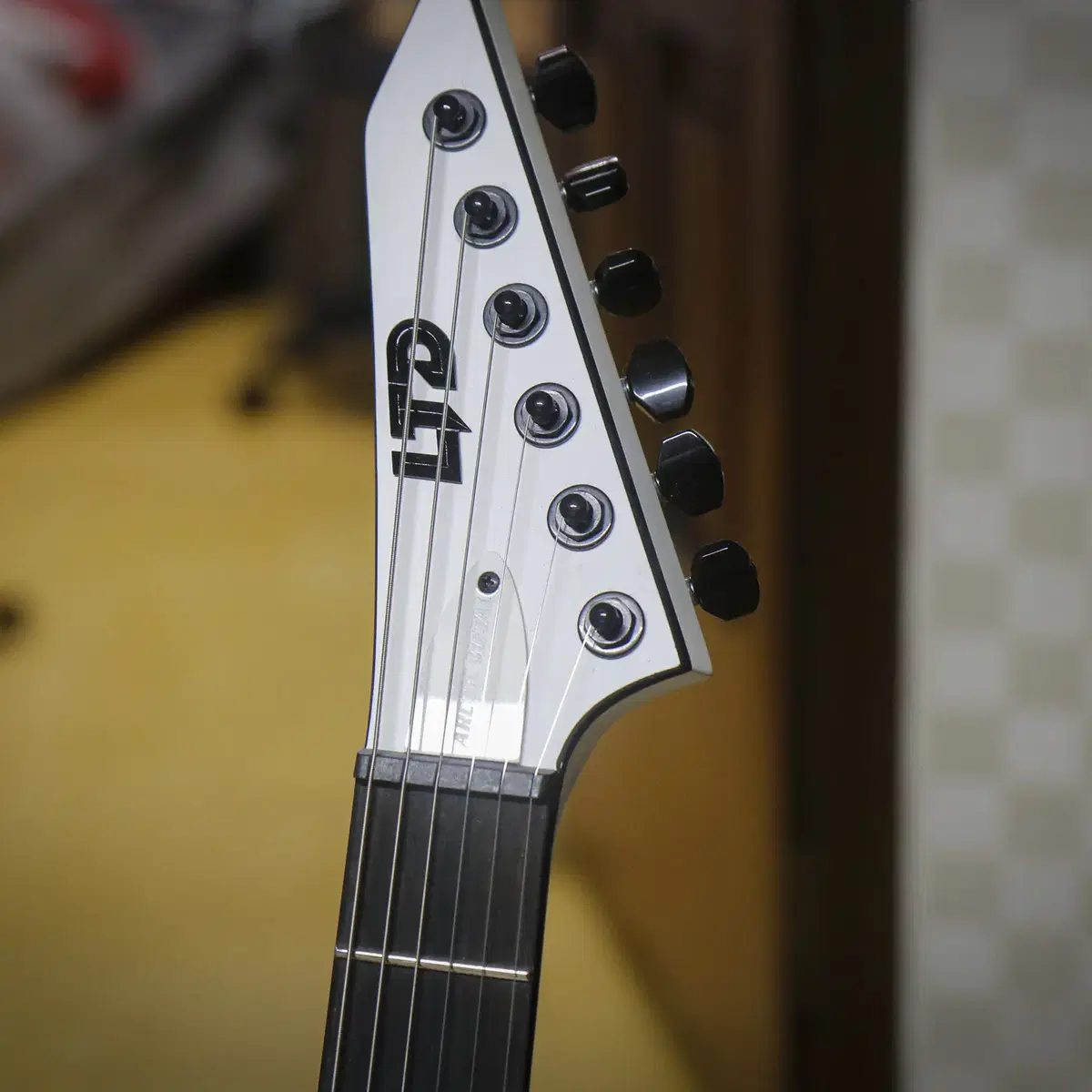 LTD by ESP M-HT Arctic Metal