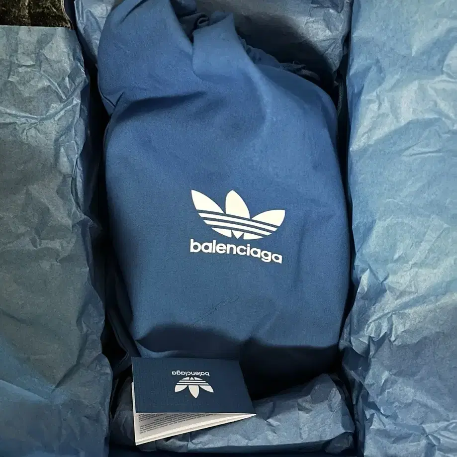 Balenciaga x Adidas 발렌시아가 스탠스미스 37 (새상품)