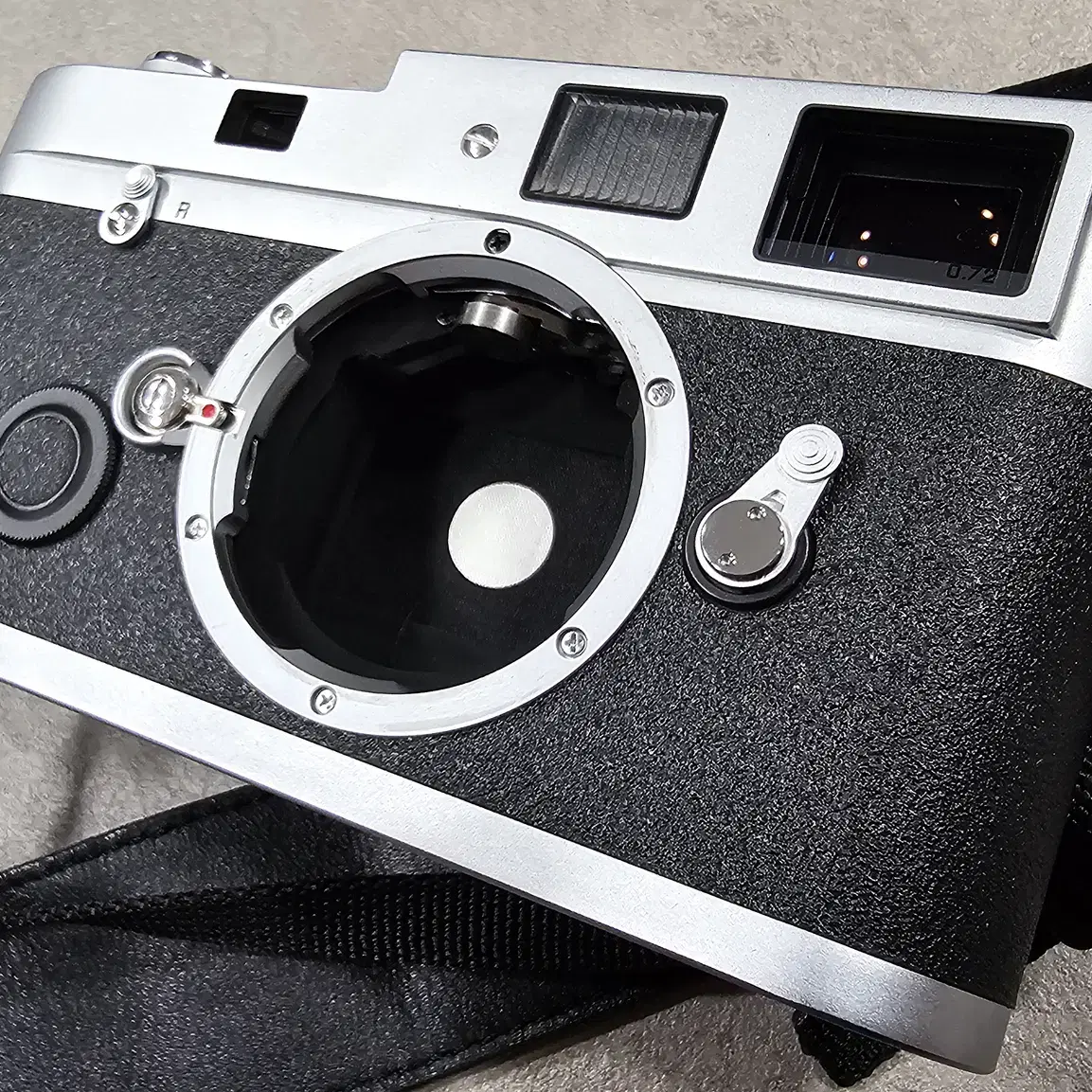 라이카 Leica MP 0.72 Silver