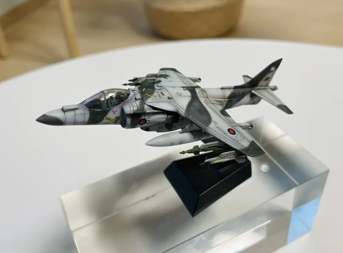 Painted) 1/144 Harrier Fighter