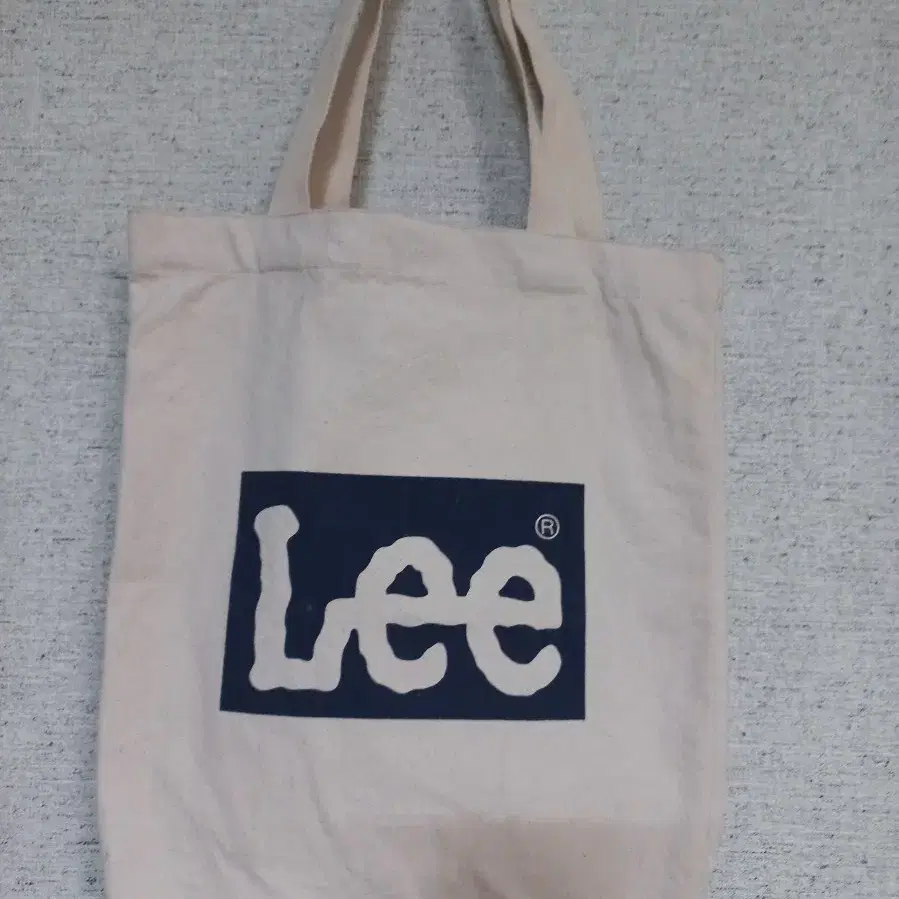 Lee 에코백