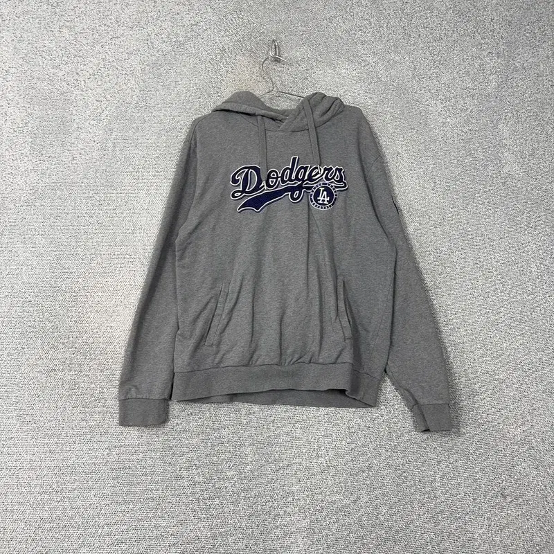 MLB Los Angeles Dodgers Gray Hoodie L