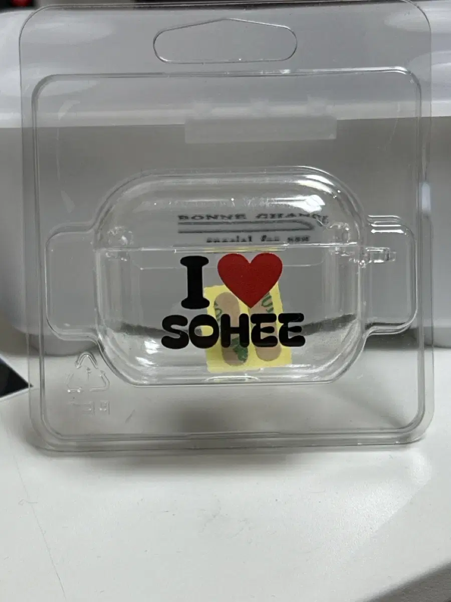 Rize sohee airpod case wts