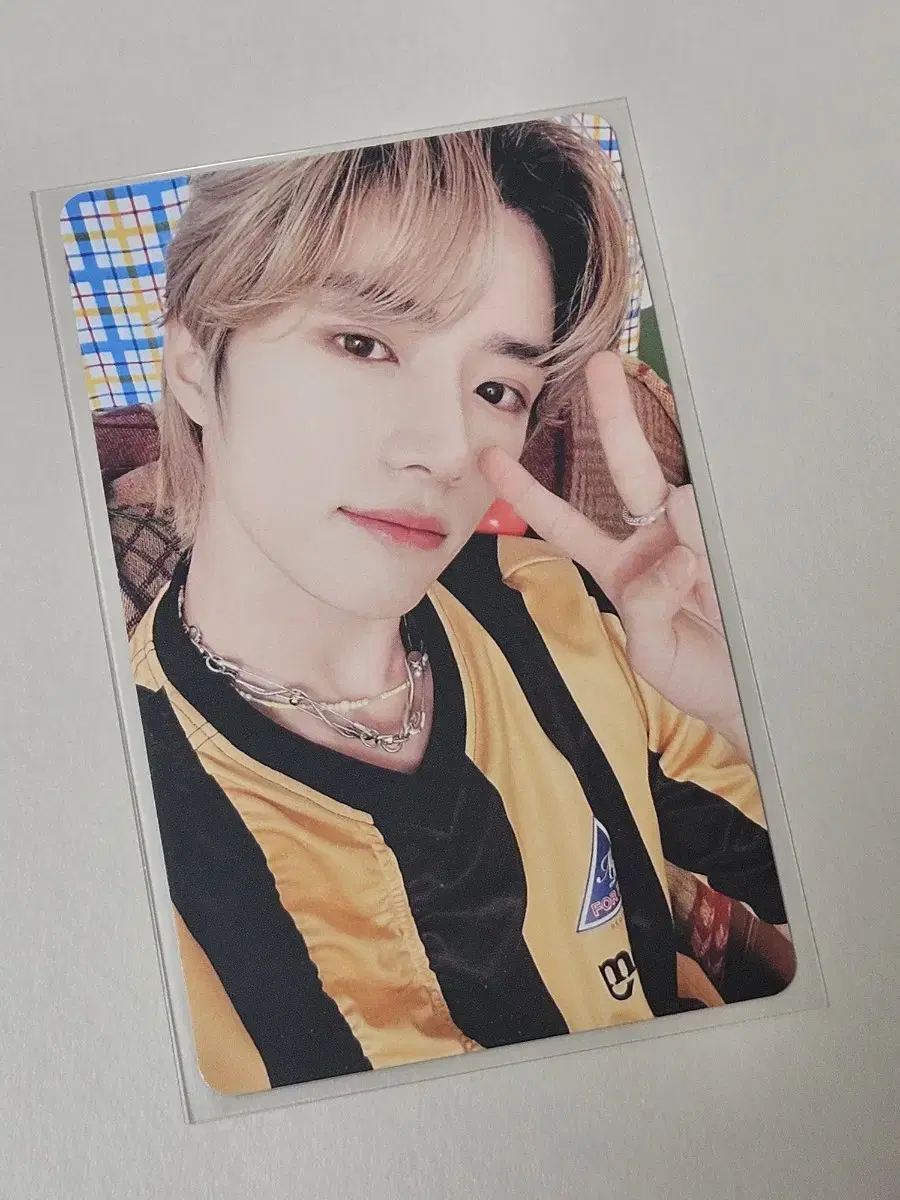 TXT txt 2023 Deco Kit Photo Card Beomgyu