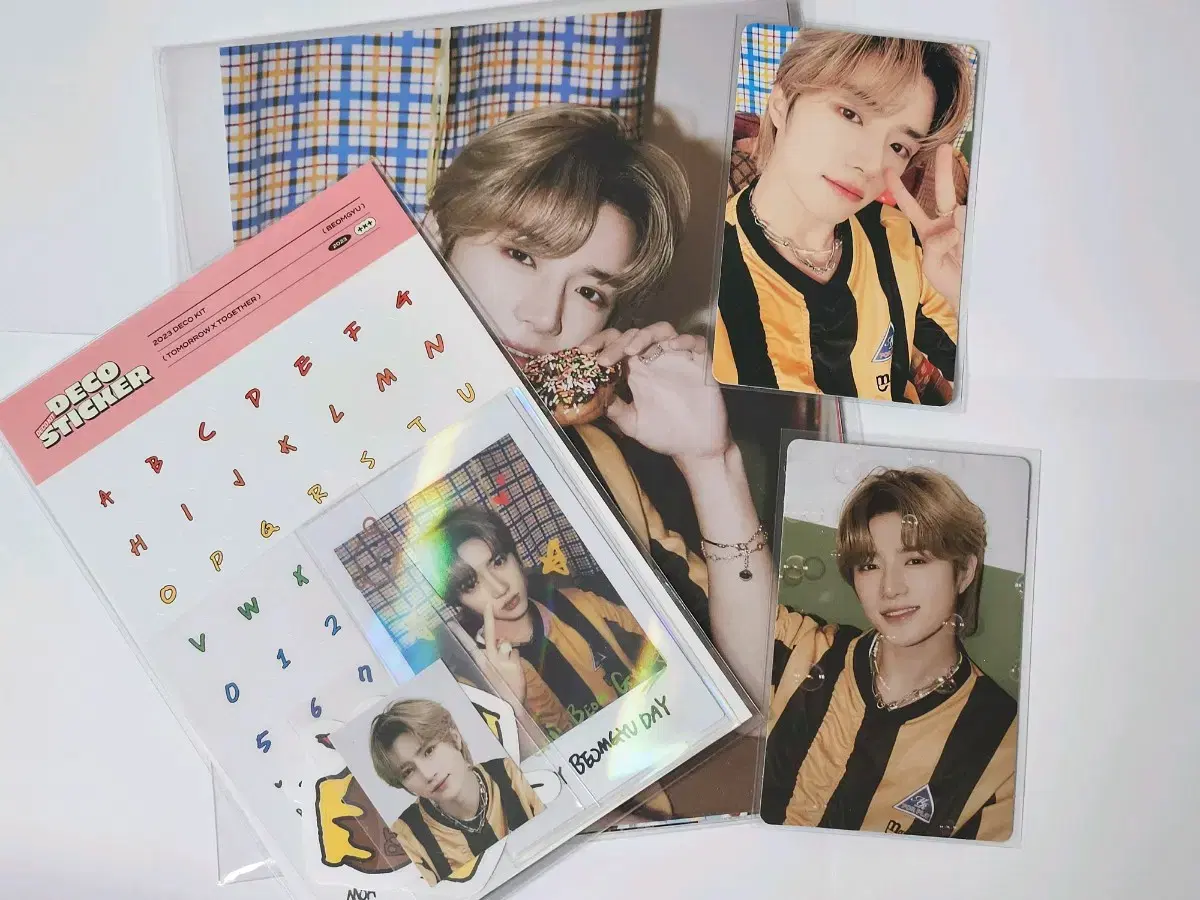 TXT txt 2023 Deco Kit Photo Card Beomgyu