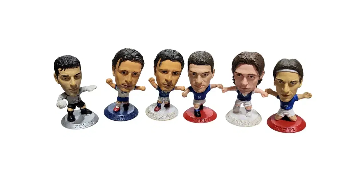 Pirlo Figures Italy