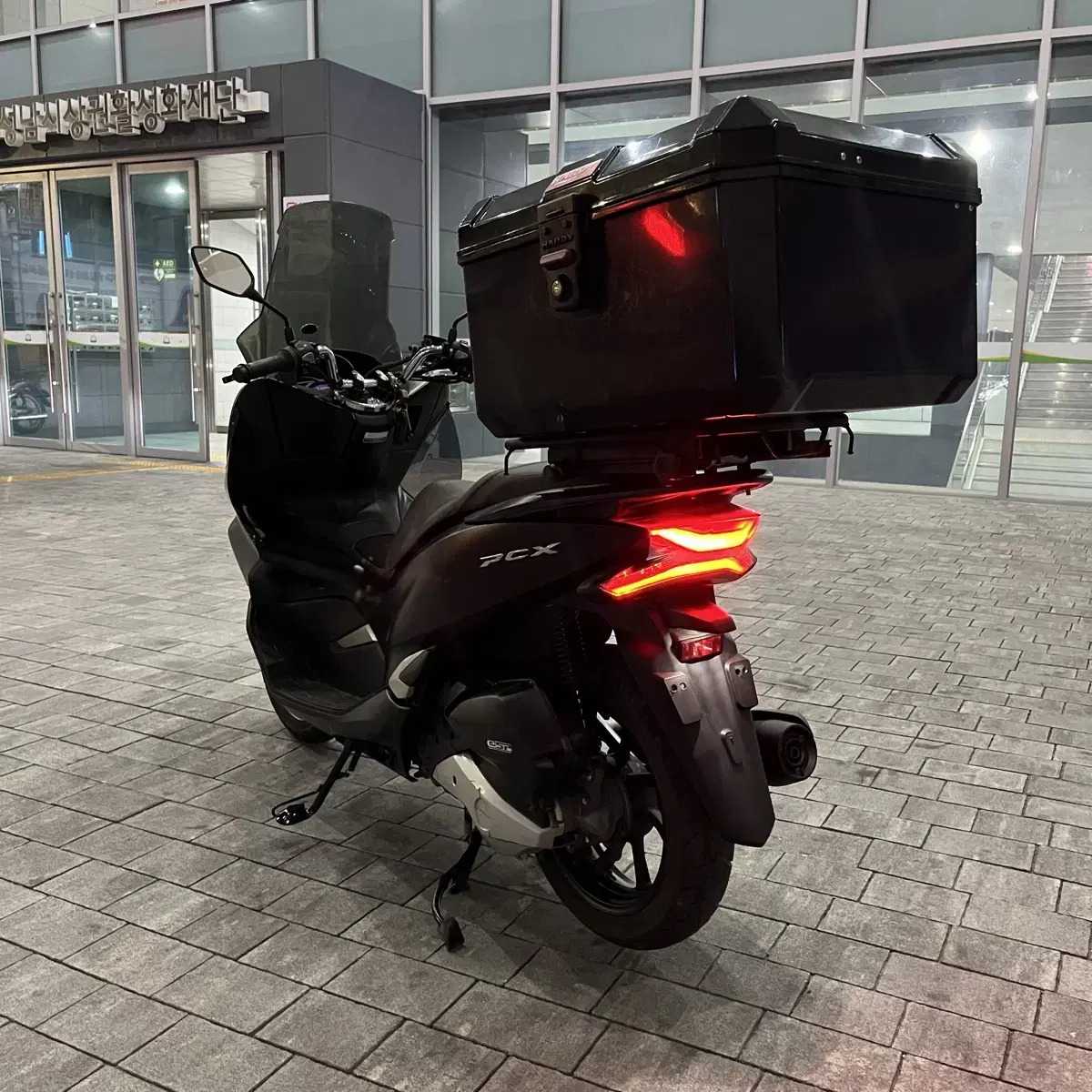 20년식 PCX125 배달셋팅 멧블랙 160만원