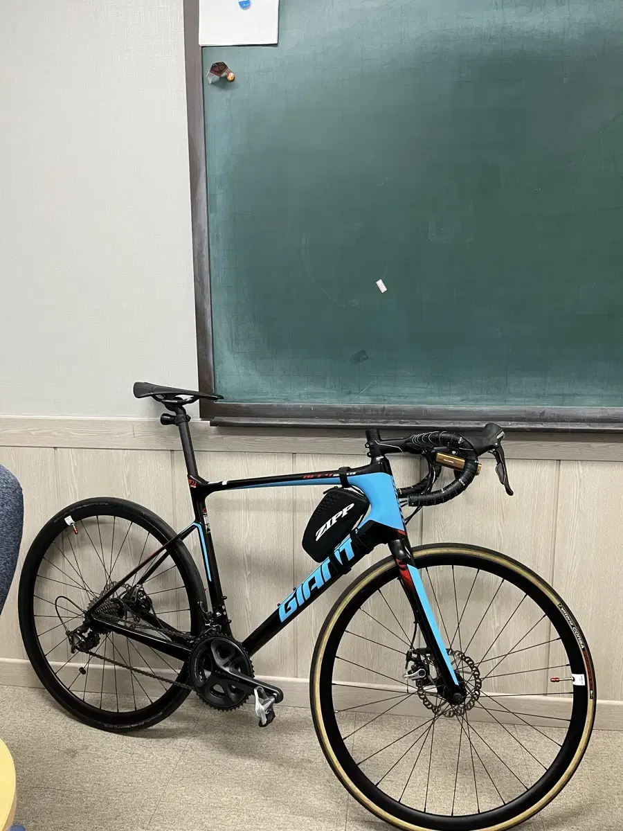 Giant Defy Advance1 sells Full Ulte Carbon Road Bike