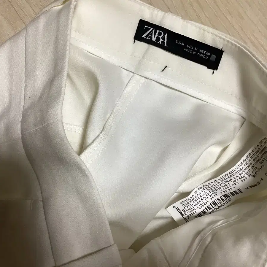 Zara 숏팬츠