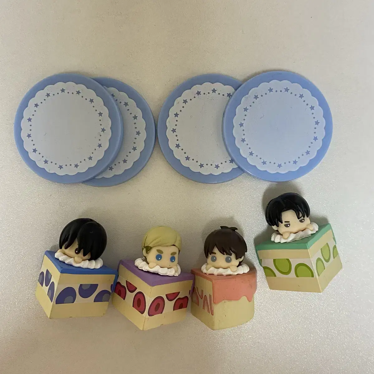 Attack on Titan Cake Gacha Mikasa Levi Eren Elvin