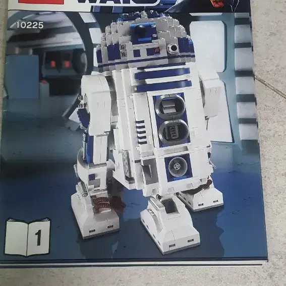 레고. 스타워즈 UCS 10225. R2D2 구버젼