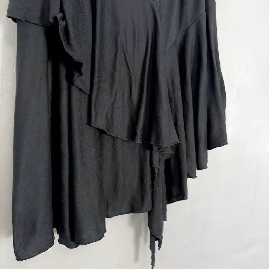 Ozoc drape skirt