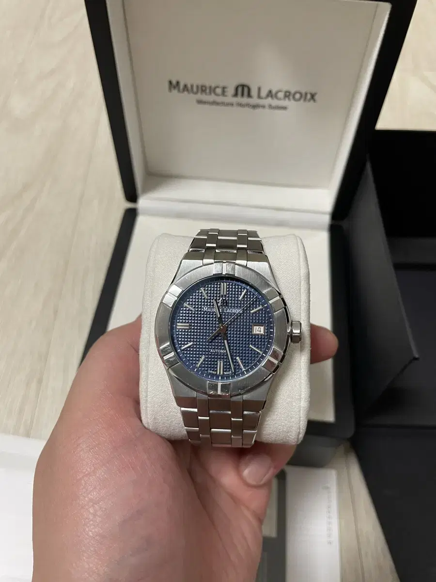 모리스 라크로와 아이콘 39mm 청판