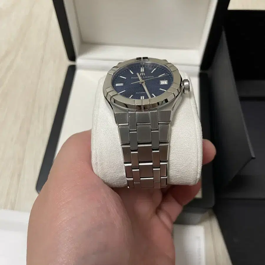 모리스 라크로와 아이콘 39mm 청판