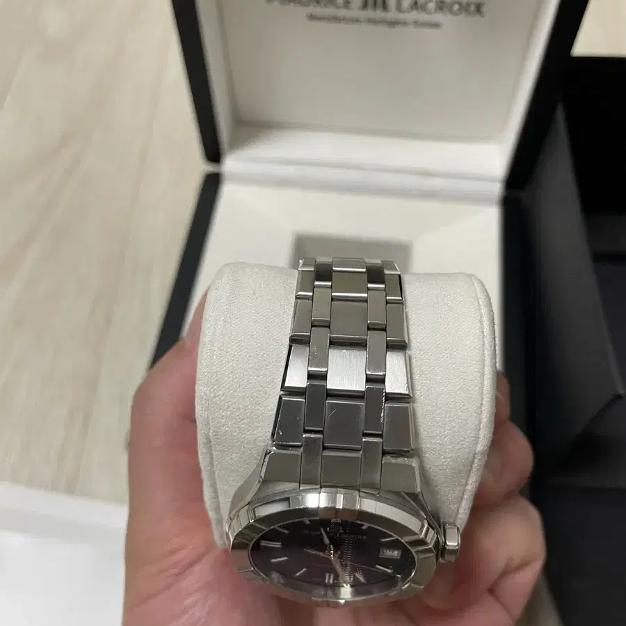 모리스 라크로와 아이콘 39mm 청판