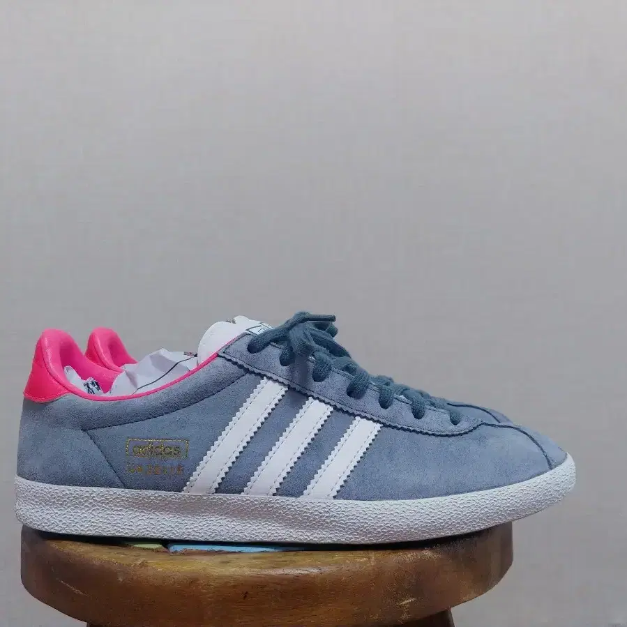 240 / ADIDAS (아디다스) 정품 여성 가젤 운동화