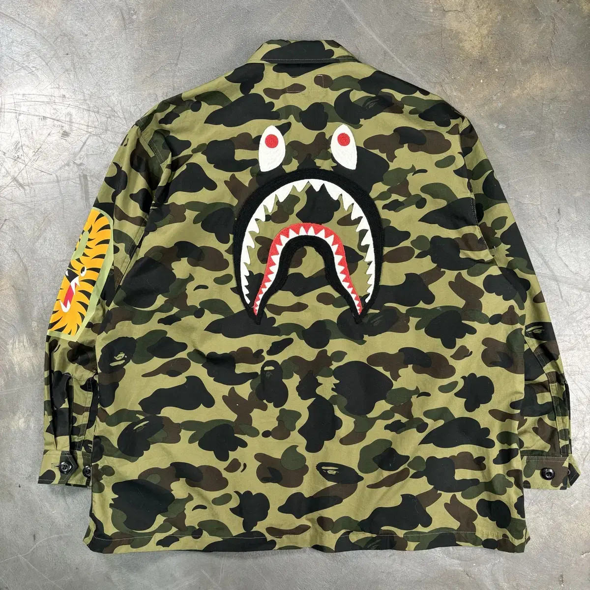 Vape 1st Camo Yellow Shark ShirtJacket