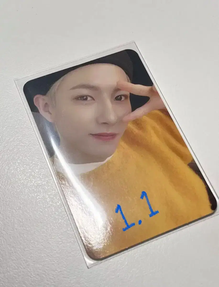 Source) nct dream renjun photocard Sell Yellow Renjun wts 