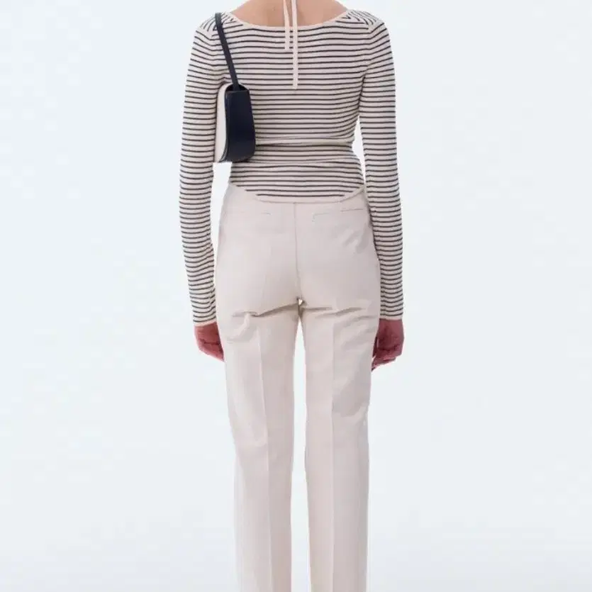 23 렉토 SIGNATURE NECK MONACO STRIPE KNIT