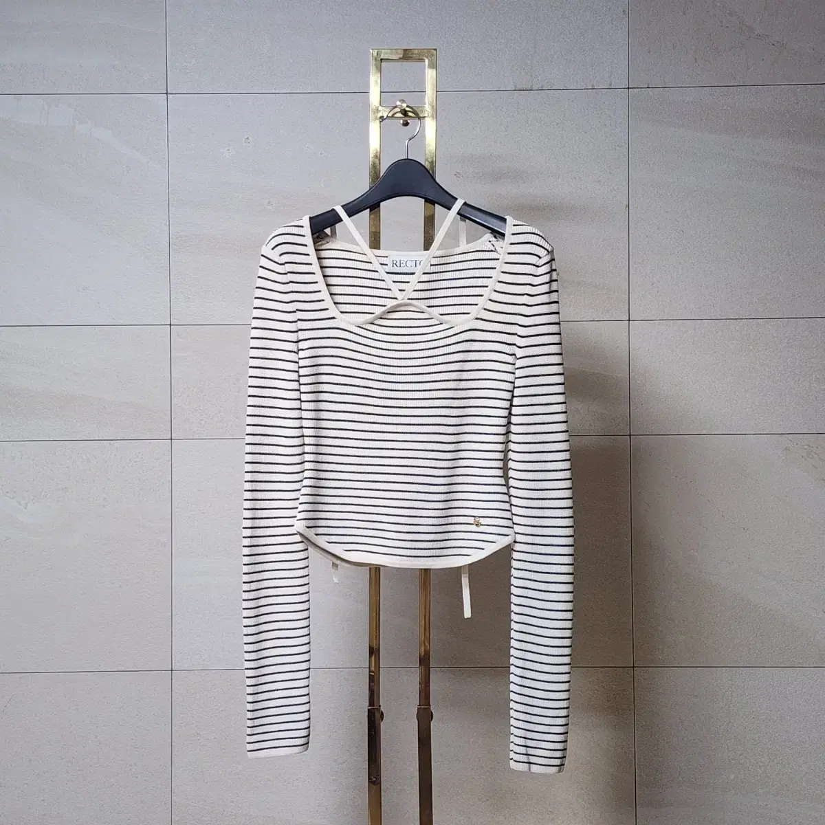 23 렉토 SIGNATURE NECK MONACO STRIPE KNIT