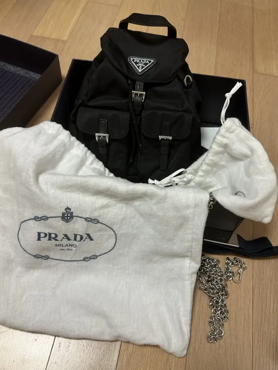 PRADA 프라다 리나일론 미니 백팩(새상품급)