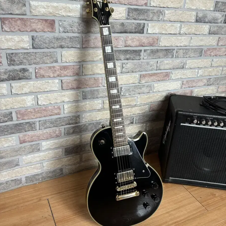 Epiphone Les Paul custom pro ebony