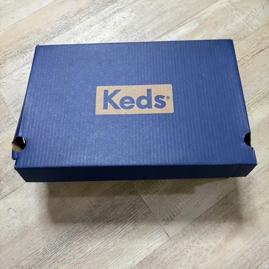 Keds 캐즈 화이트 스니커즈