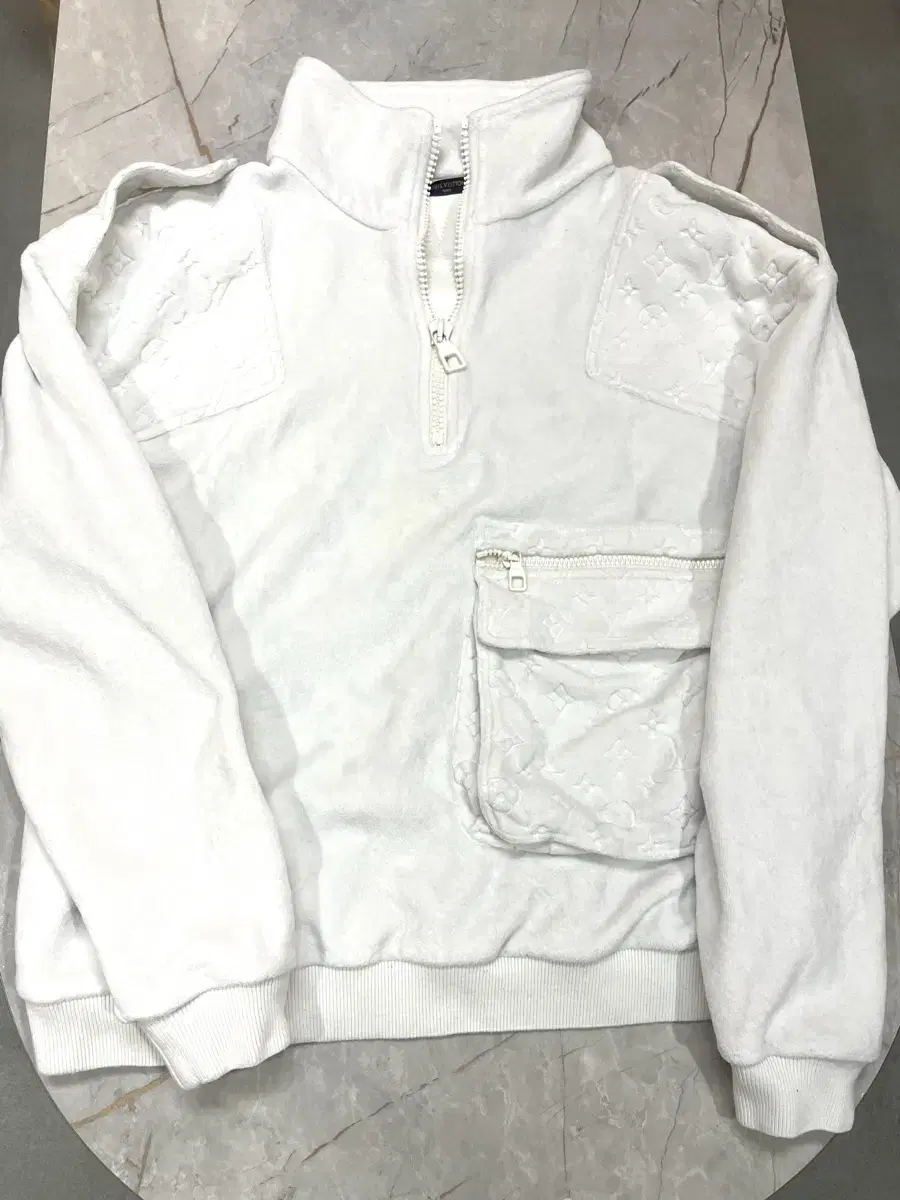 [Genuine/Exact 100] Louis Vuitton Velour Zip-Up Top